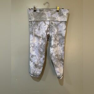 Salutation stashpocket capri 1x Athleta